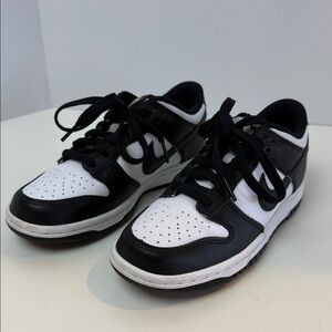 Nike Kids Dunk Low Black and White. Size 3.5